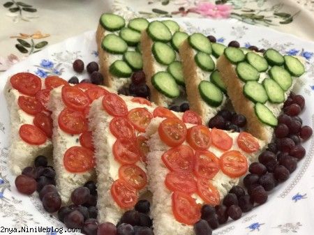 ramazan 2018 sofre eftar ماه خوب خدا رمضان 96 ایده تزیین سفره افطار نان و پنیر انگور نون پنیر خیار گوجه شکل تسبیح