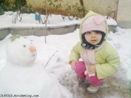 آترینا و آدم برفی اش