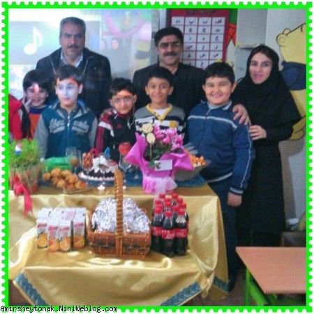 عکس دسته جمعی تعدادی از بچه ها