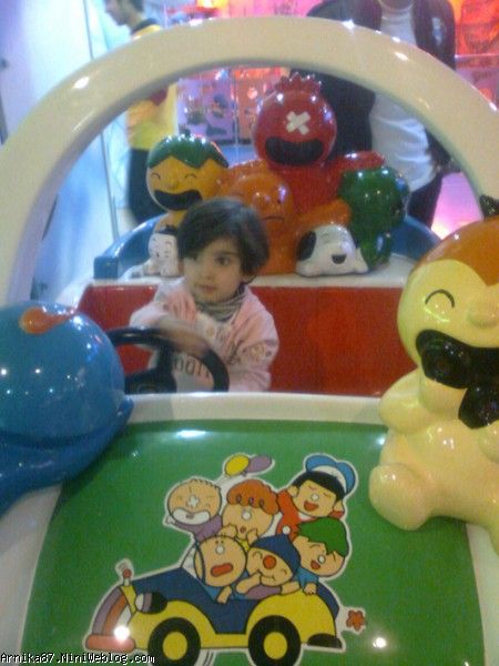 آرنیکا در انوبوس عحایب آرنیکا در سرزمین عجایب