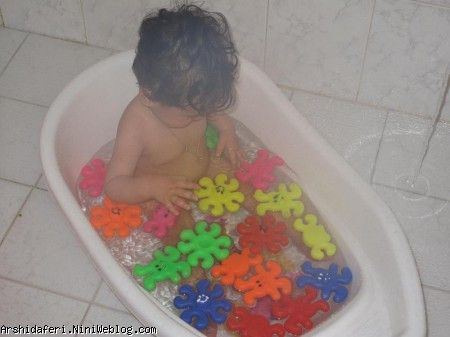 آرشیدا در حمام 