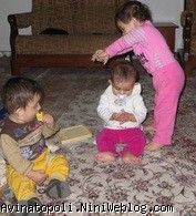 آوينا و دوقلوها
