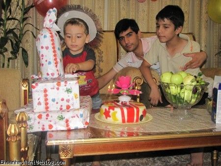 احسان و دایی ماهان و دایی محمد رضا