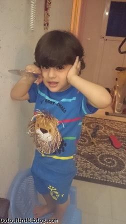 همچنان در اعتراض به عكس گرفتن