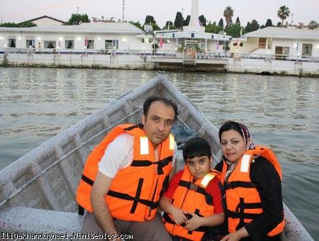 قایق سواری و کشتی تفریحی