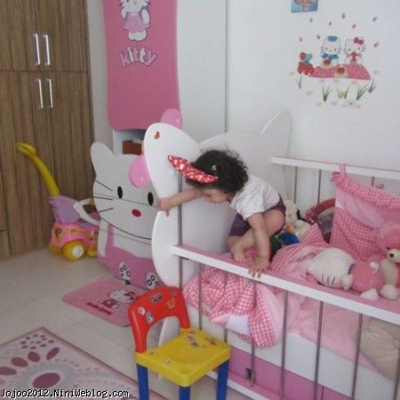 یه عکس لوس و خوشگل از یه بچه کوچولوی ناز به نام ویانا