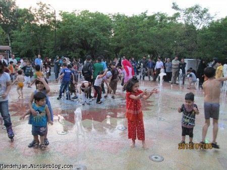 مارسم آب بازی در پارک ملت مشهد