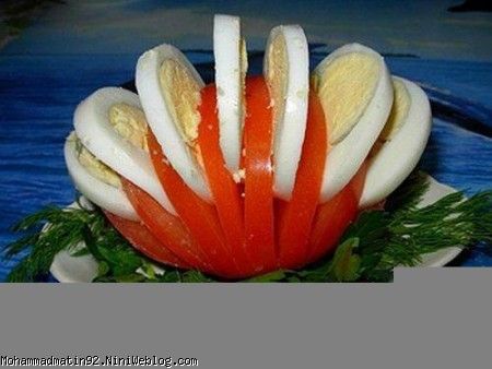 تخم مرغ و گوجه