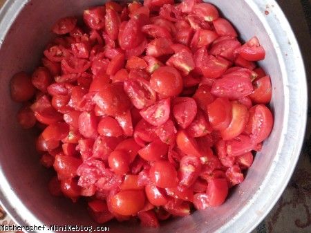 رب گوجه