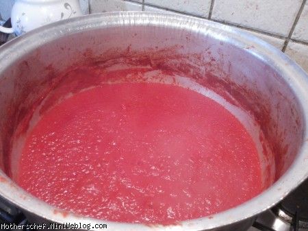 رب گوجه