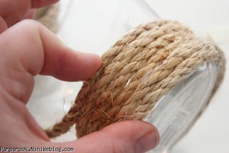 گلدان شیشه ای را با طناب کنفی اینگونه تزیین کنید