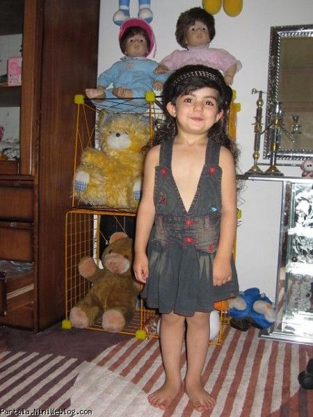قربون اون خنده روی لبات گل مامان
