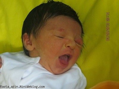 وقتی پرنسس کوچولو می خوابد وقتی پرنسس کوچولو می خوابد