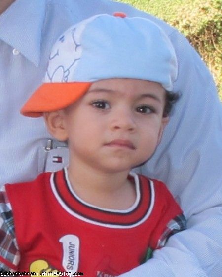 کلاه پوشیدن سبحان