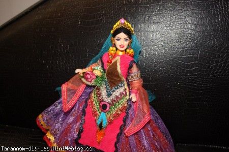 عروسک دخترم با لباس محلی عروسک